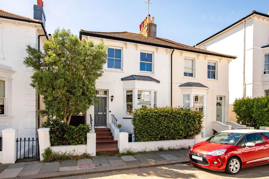 Property photo 1 of 16 Hova-11.Jpg