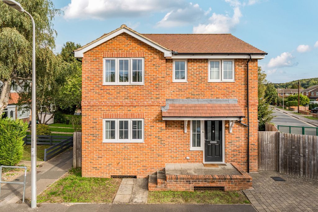 Property photo 1 of 15 1359482-1-68d3B0B...