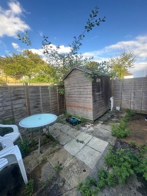 Property photo 2 of 3