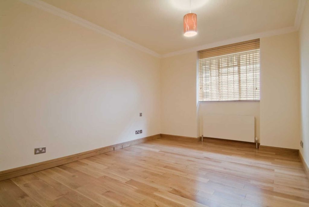 Property photo 3 of 5