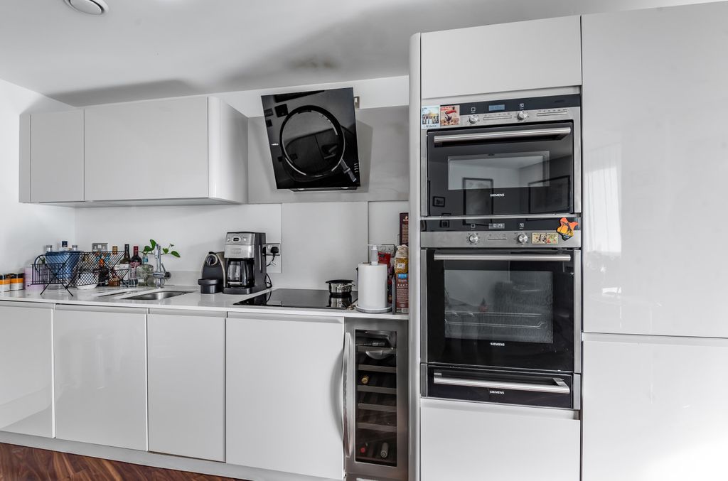 Property photo 3 of 8 902259 (4).Jpg