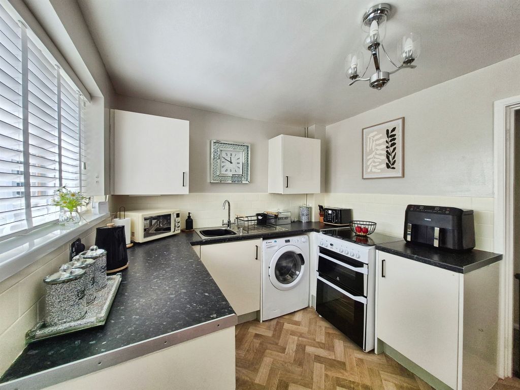 Property photo 3 of 18