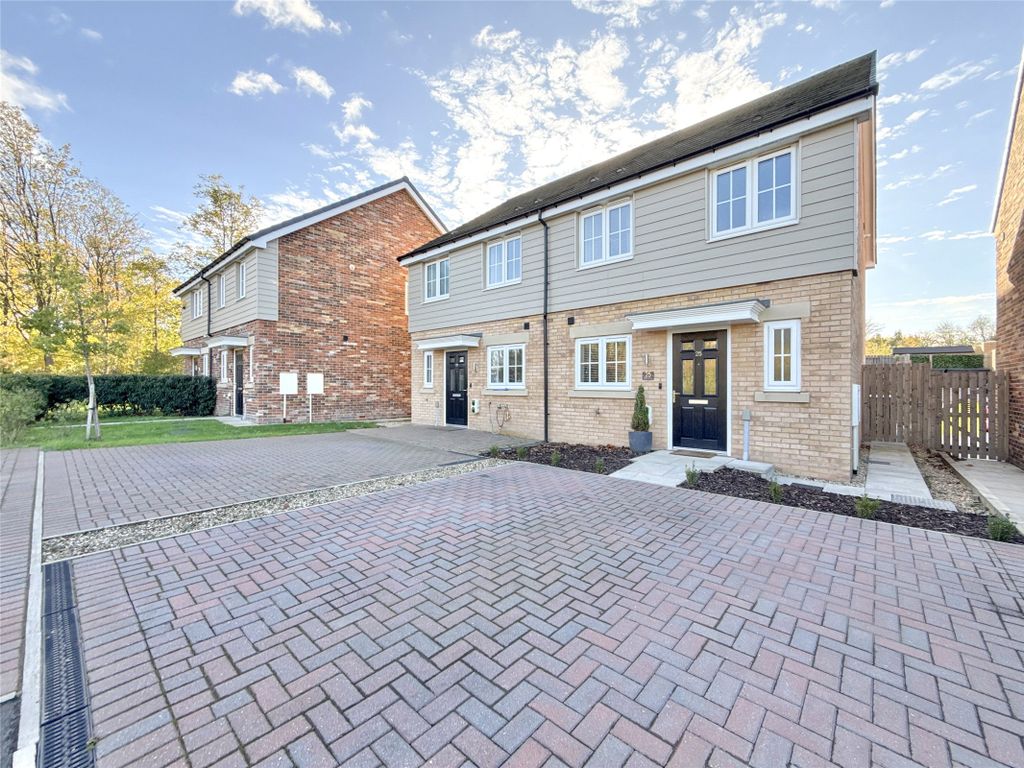 Property photo 1 of 17 External