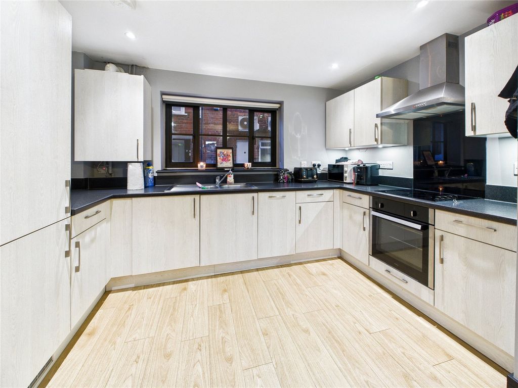 Property photo 1 of 8 1 - Image