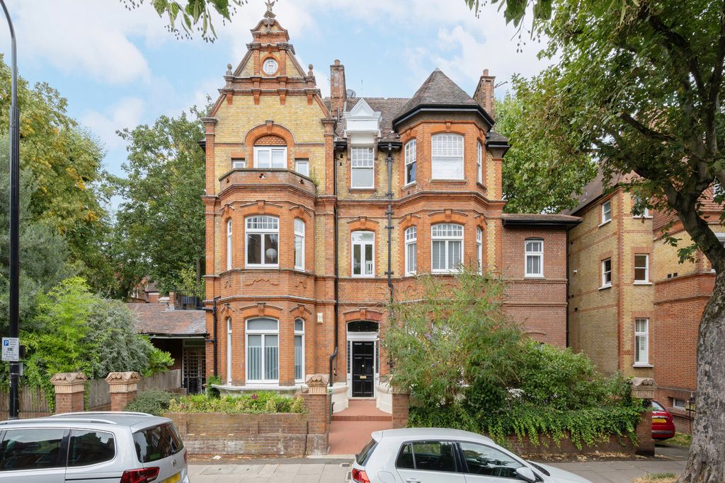 Property photo 1 of 12