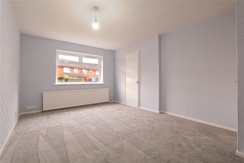 Property photo 2 of 6 Lounge