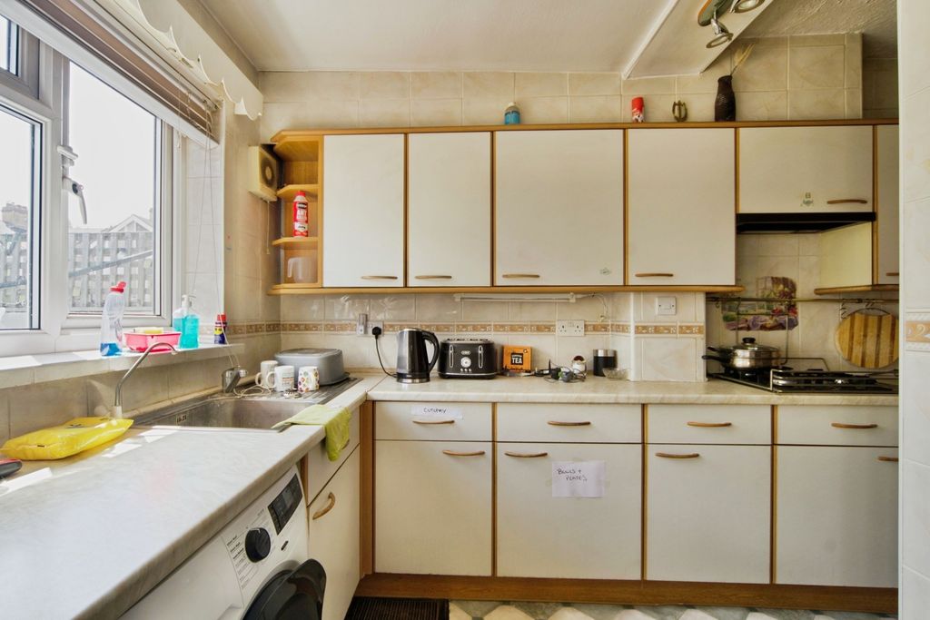 Property photo 2 of 18 Pbox-Img.Jpg
