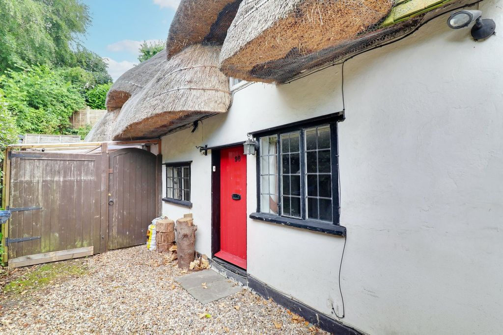 Property photo 3 of 13