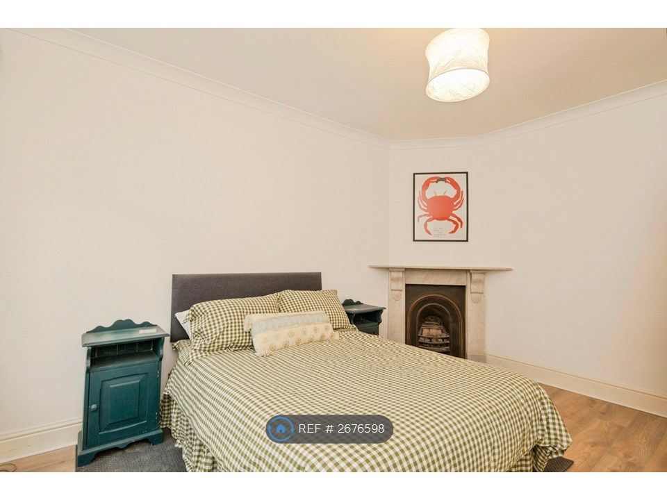 Property photo 1 of 22 Bedroom 1