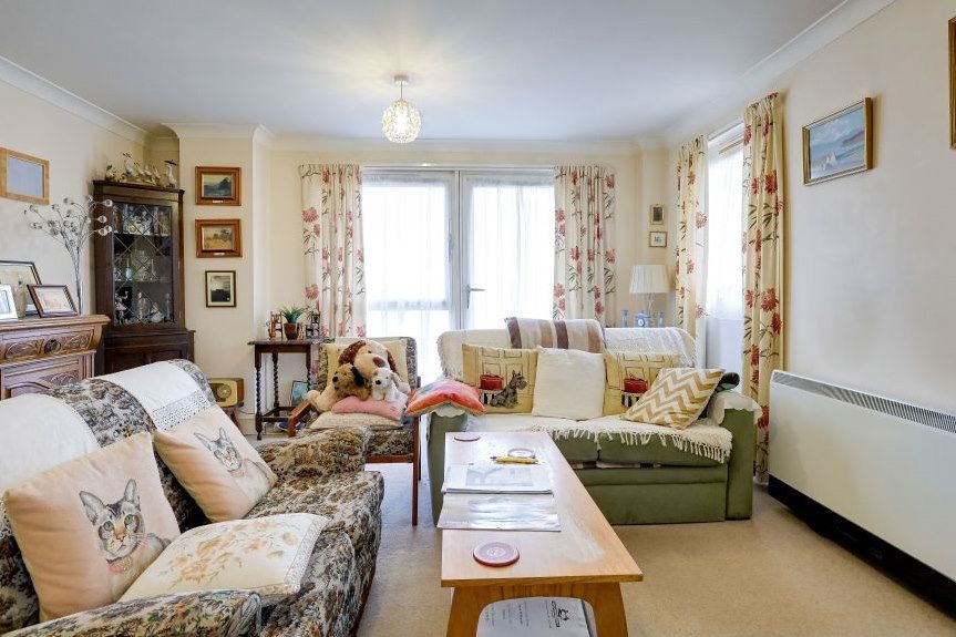 Property photo 2 of 16