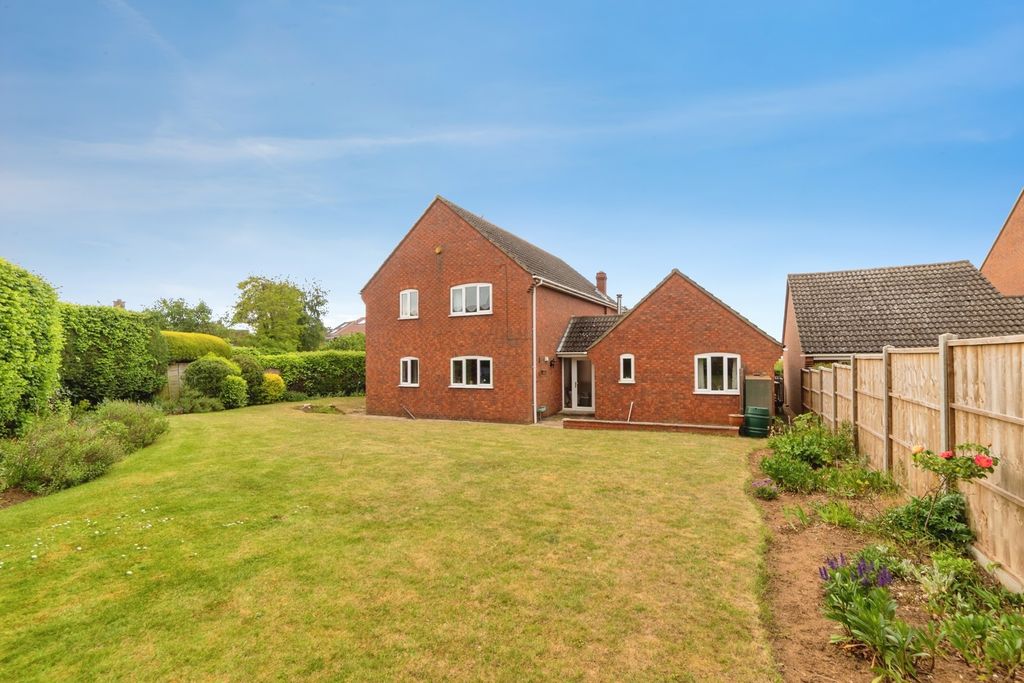 Property photo 3 of 30 Pbox-Img.Jpg