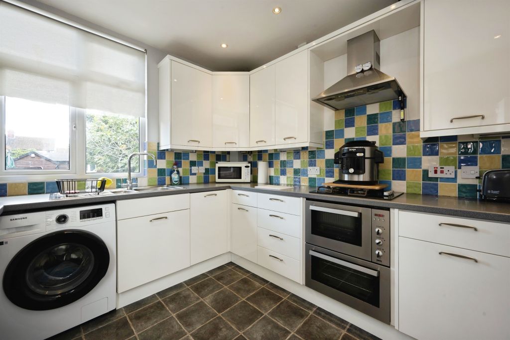 Property photo 2 of 15