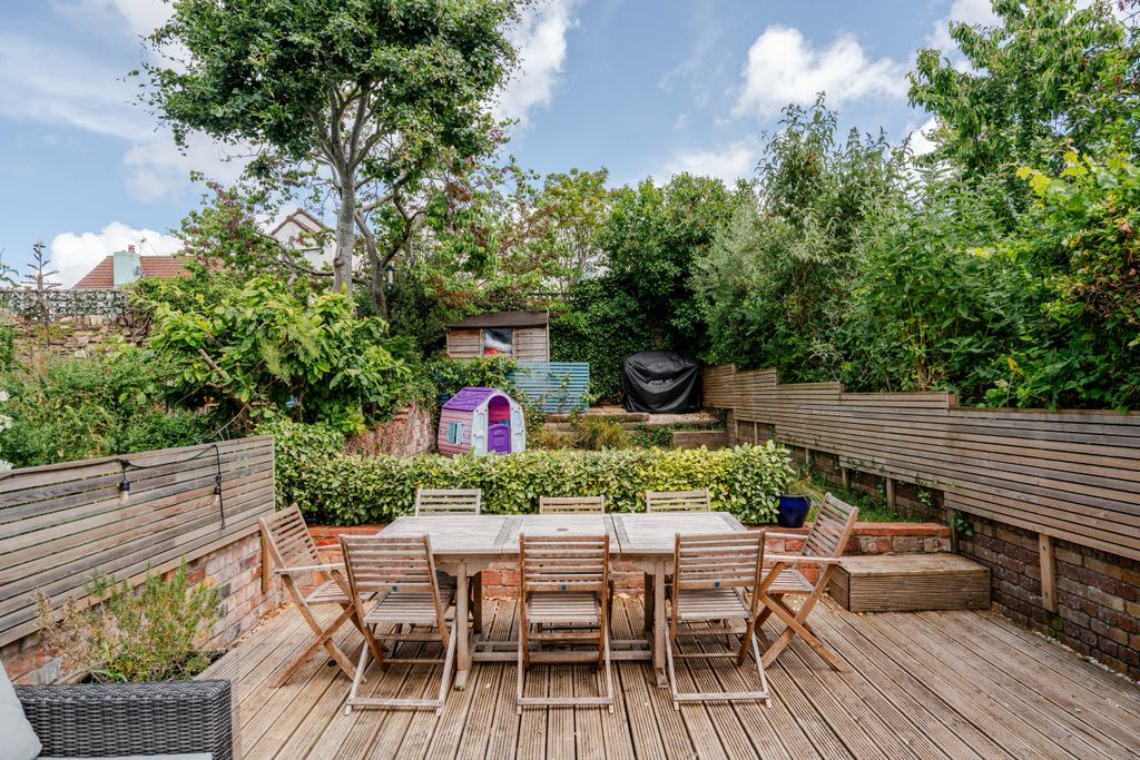 Property photo 1 of 31 Photo 1