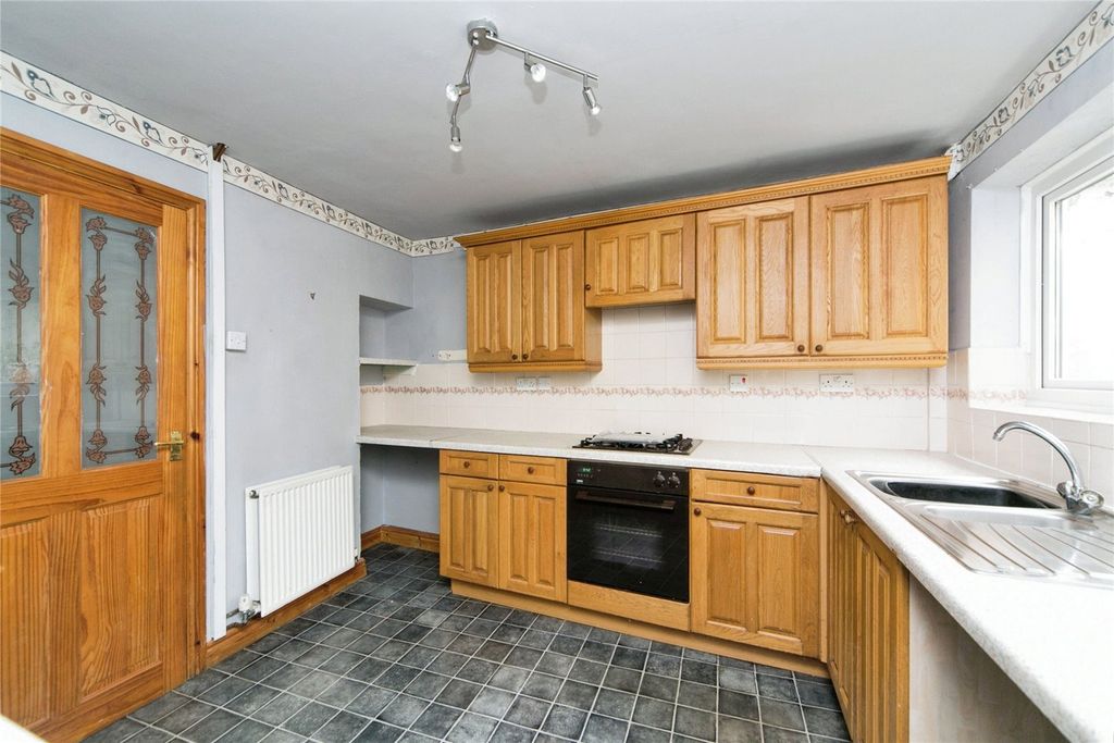Property photo 3 of 17 Picture No. 24