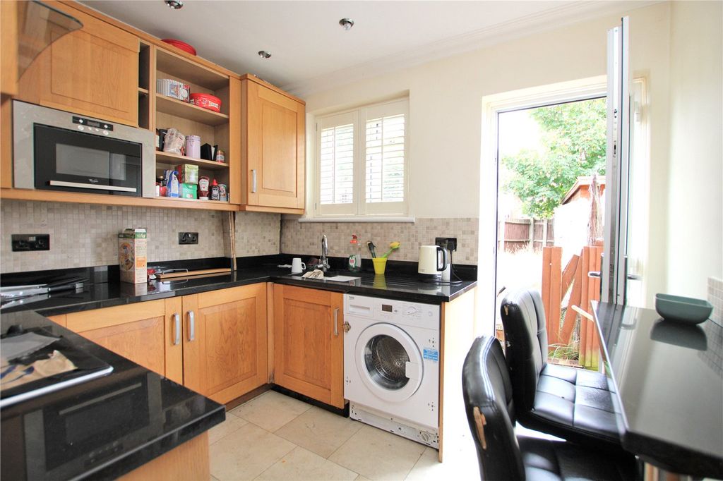 Property photo 3 of 8 Picture No. 04