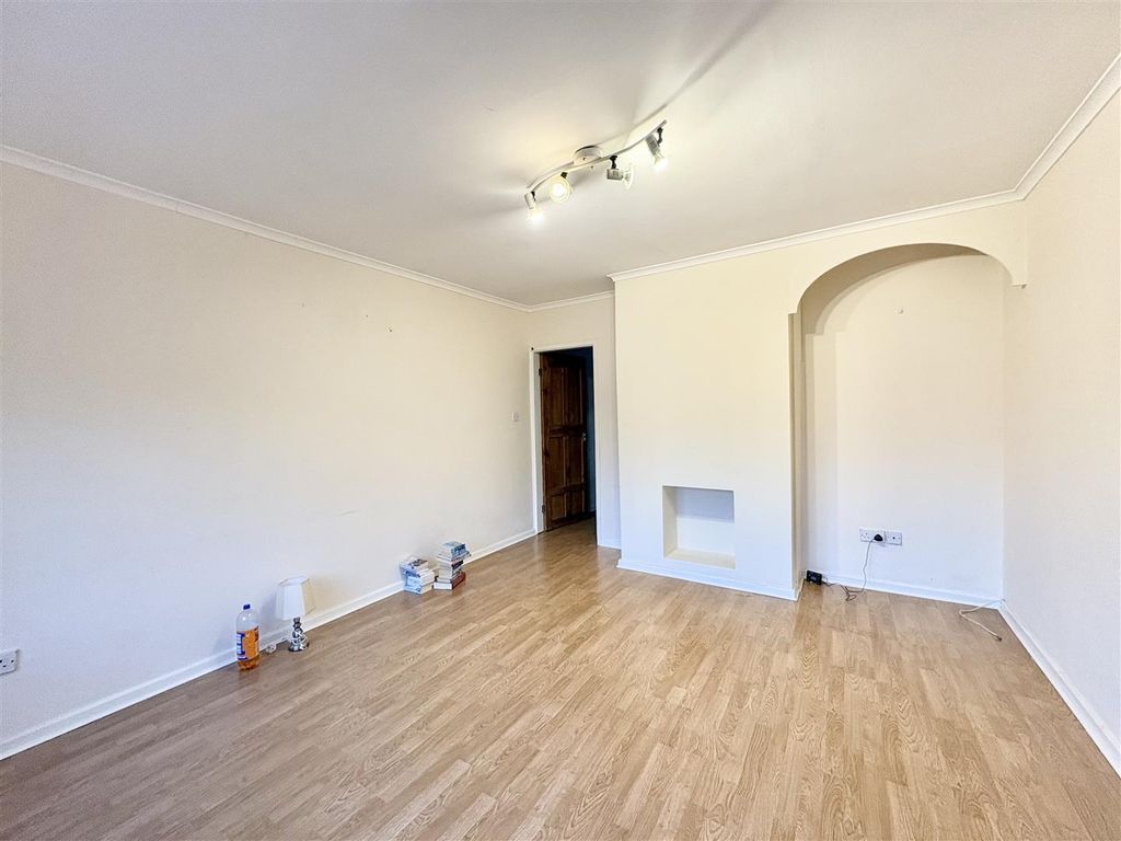 Property photo 2 of 11 Image00011.Jpeg