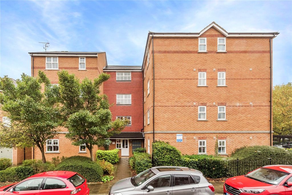 Property photo 2 of 8 Exterior