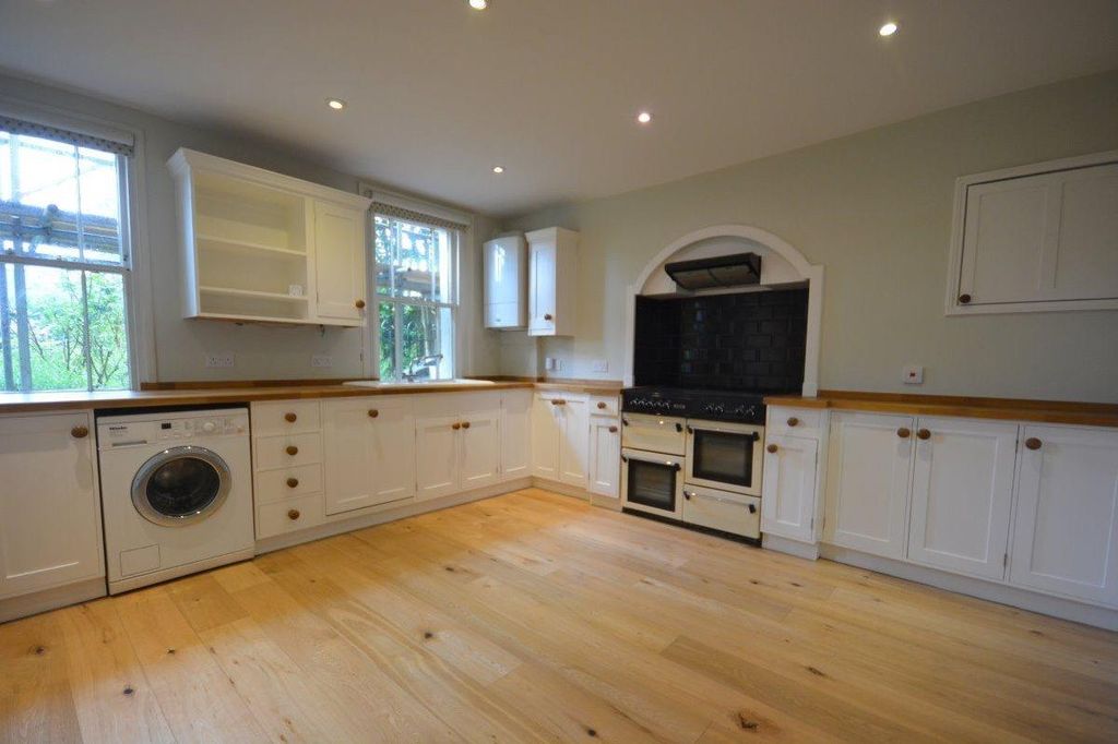 Property photo 2 of 13 070B9812A89Cda4E3047E849E0783397.Jpg