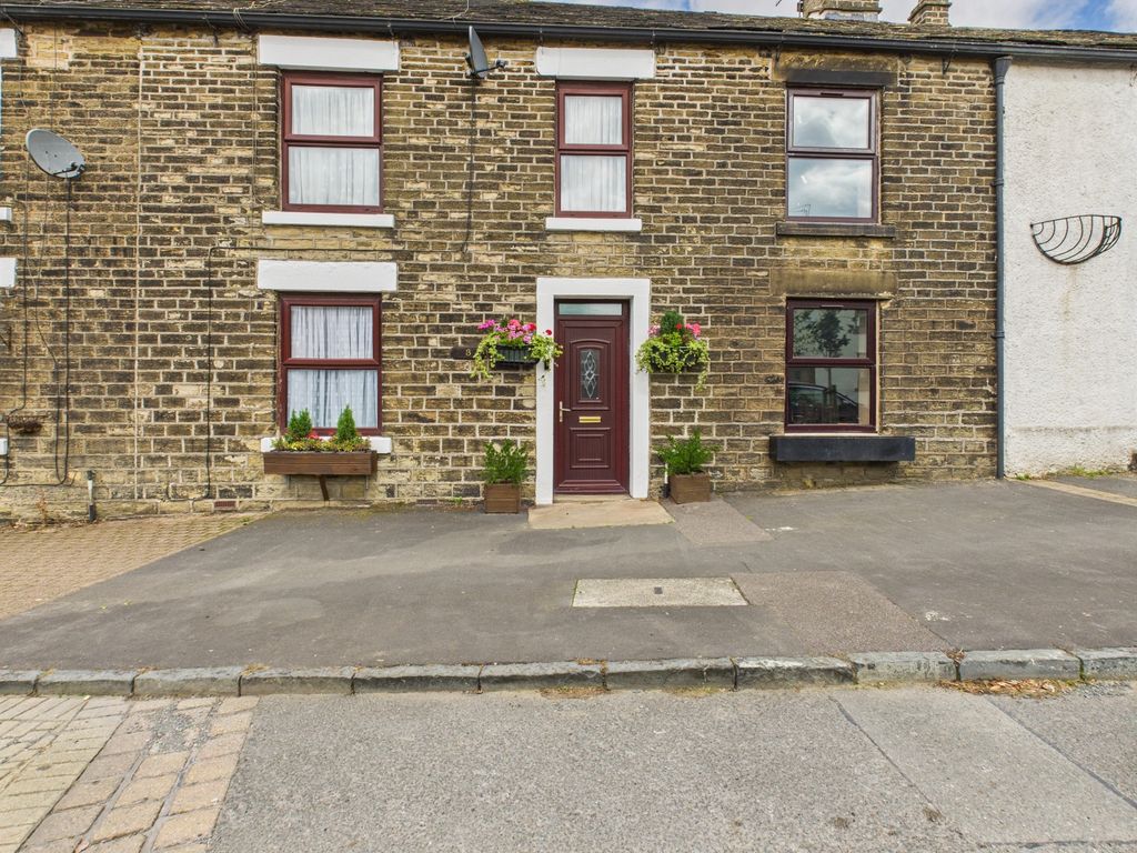Property photo 1 of 31 Cam03729G0-Pr0107-Still001
