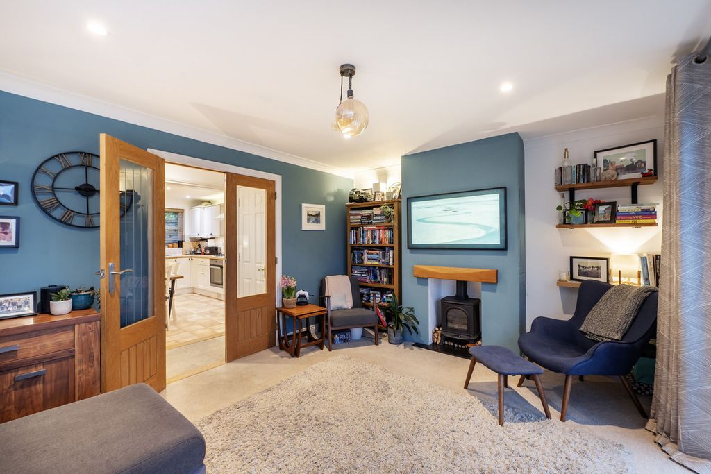 Property photo 3 of 22