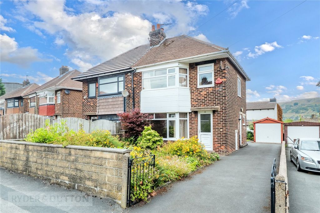 Property photo 1 of 28 Picture No. 11