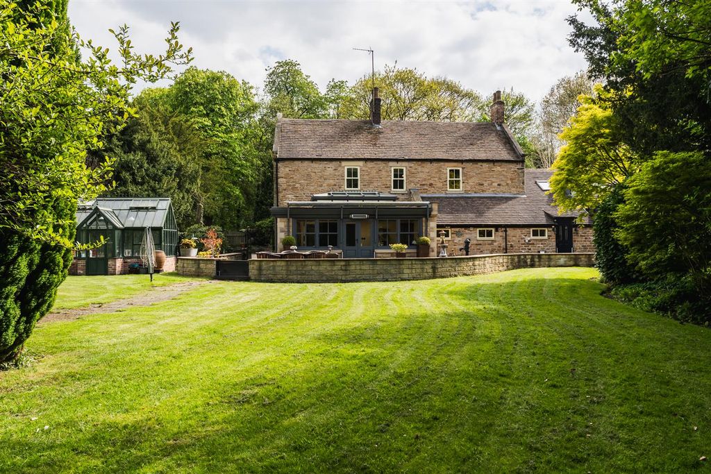 Property photo 1 of 47 Exterior And Gardens