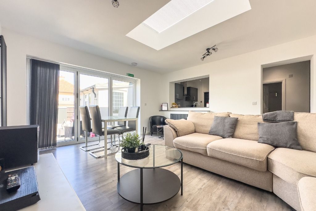 Property photo 2 of 17 5238652