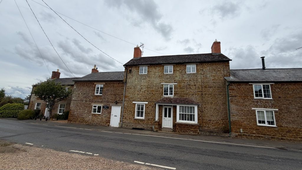 Property photo 1 of 49