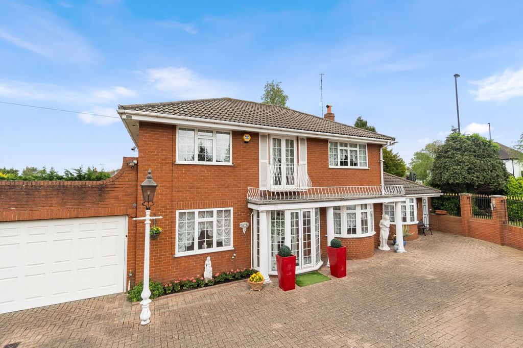 Property photo 1 of 19