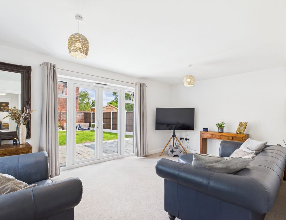 Property photo 2 of 35