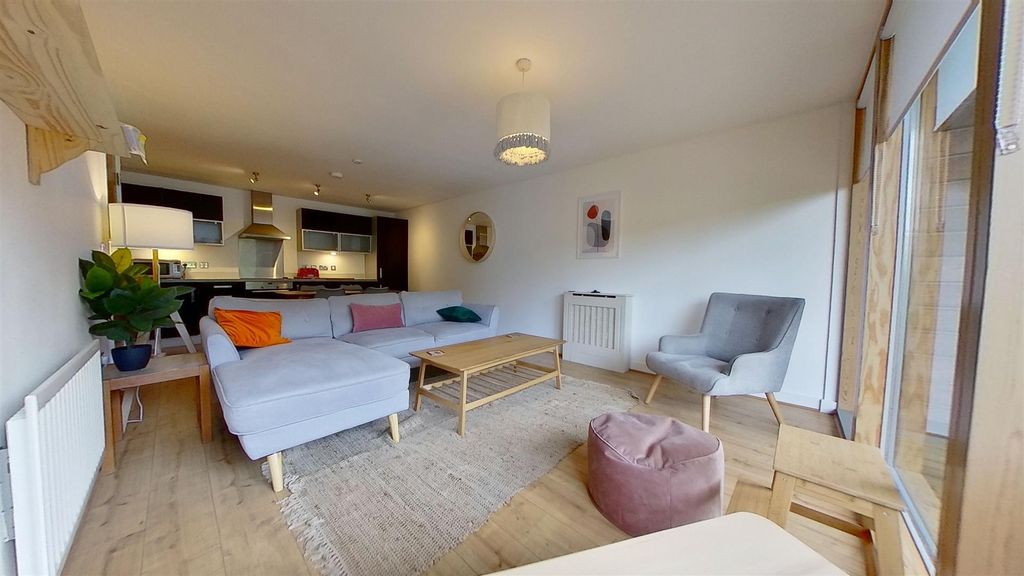 Property photo 3 of 17 56-Jade-House-07132023_165330.Jpg