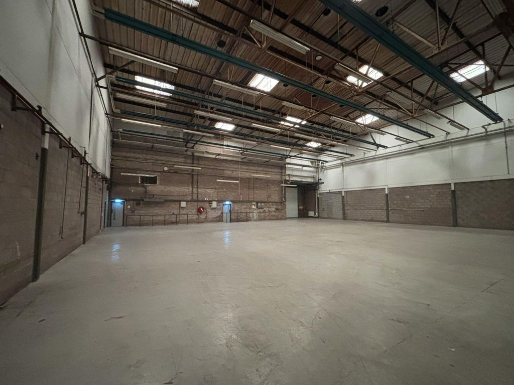 Property photo 2 of 12 Img_1586.Jpg