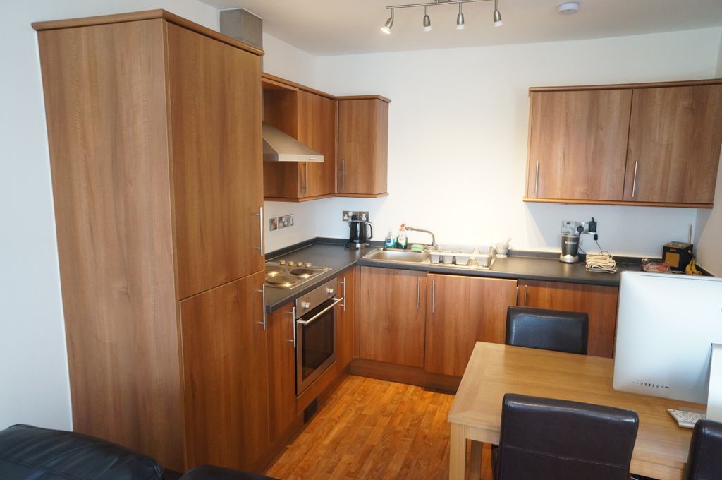 Property photo 3 of 6