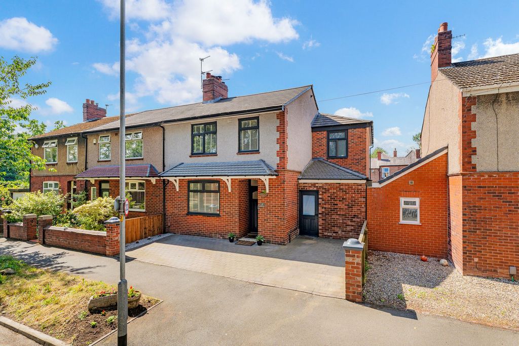 Property photo 1 of 38