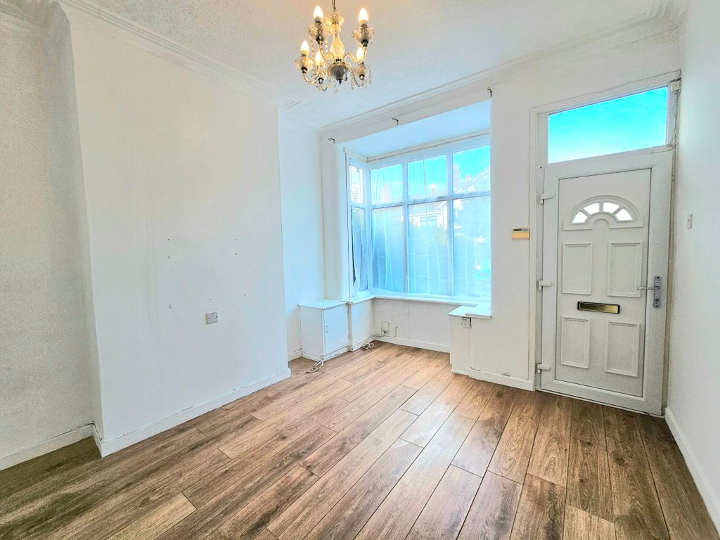 Property photo 2 of 16