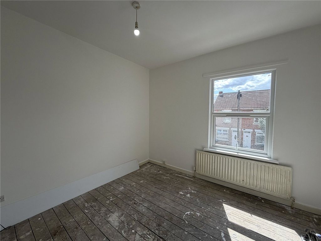 Property photo 2 of 2 Picture No. 04