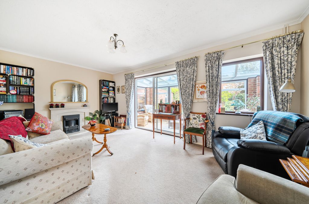 Property photo 2 of 21 Picture 2