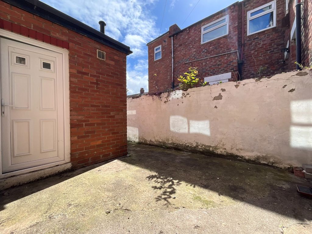 Property photo 3 of 15 4226217