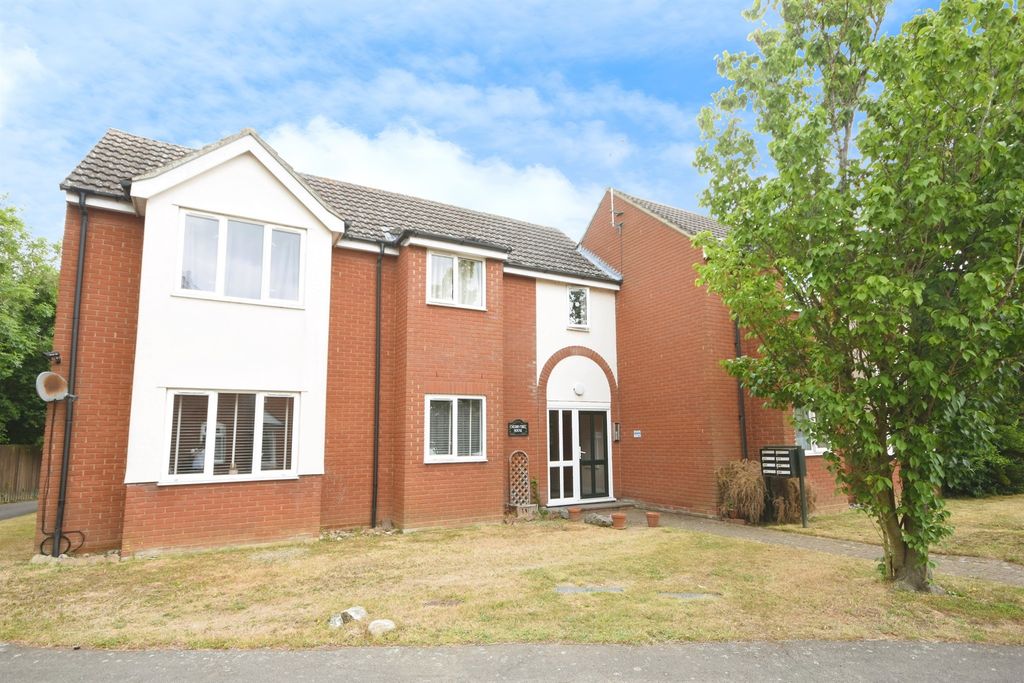 Property photo 1 of 15