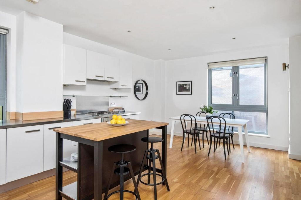 Property photo 1 of 15 F3_4.Jpg