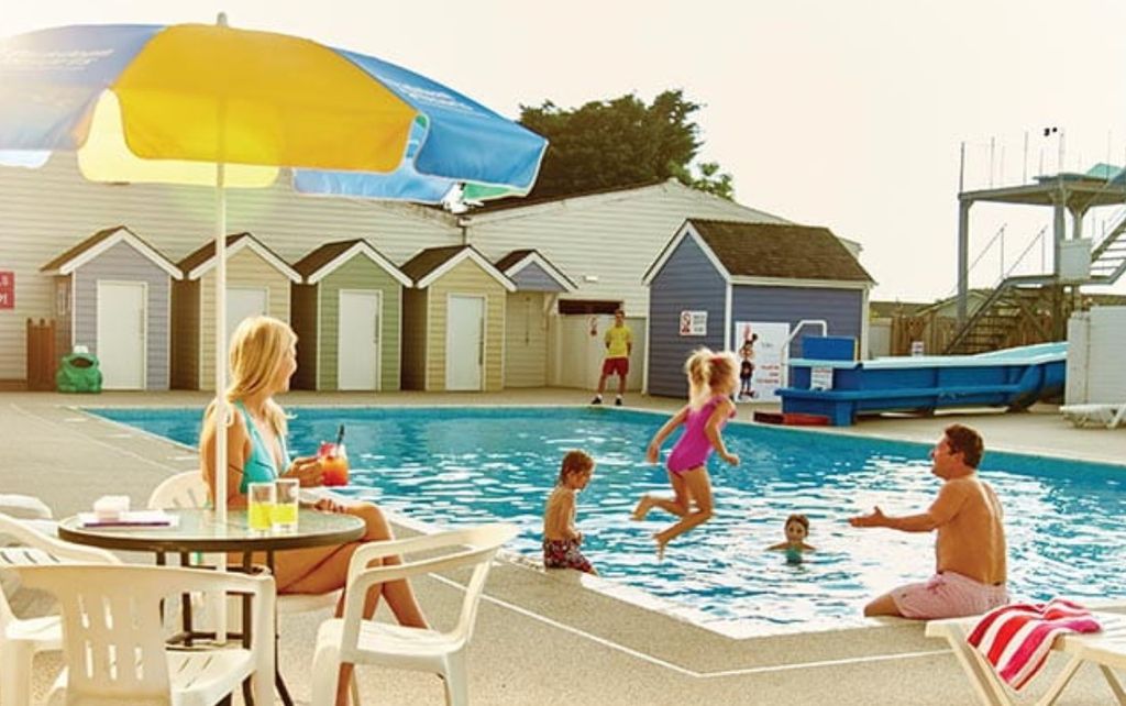 Property photo 2 of 13 4