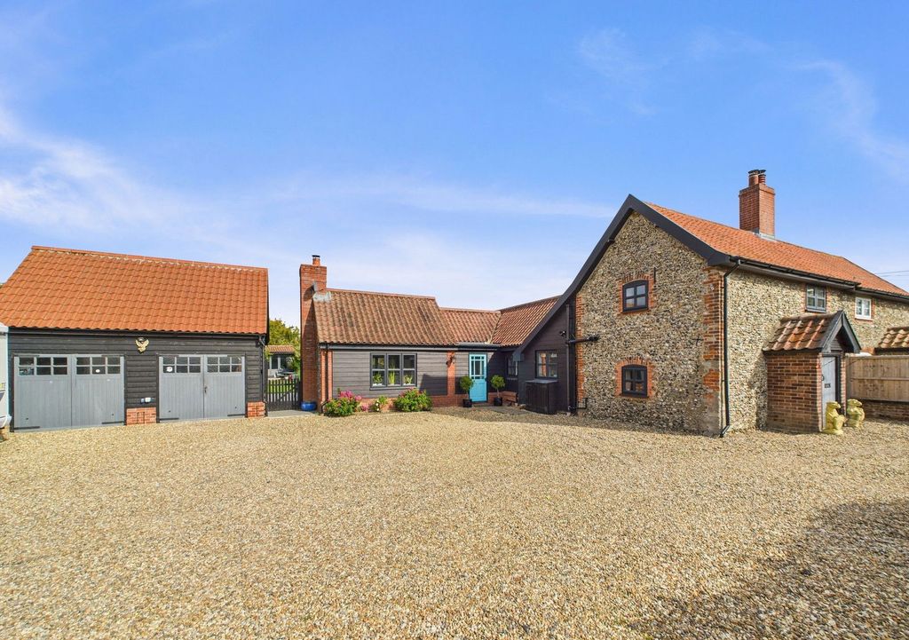 Property photo 1 of 22