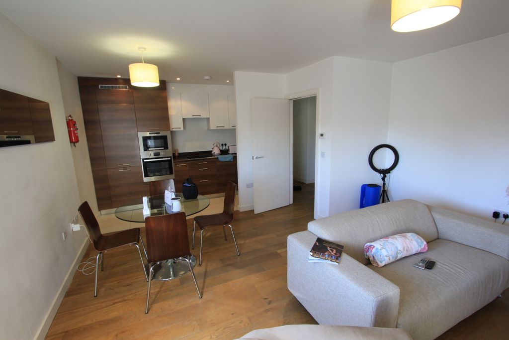 Property photo 3 of 18 Img_107_3_Original.Jpg