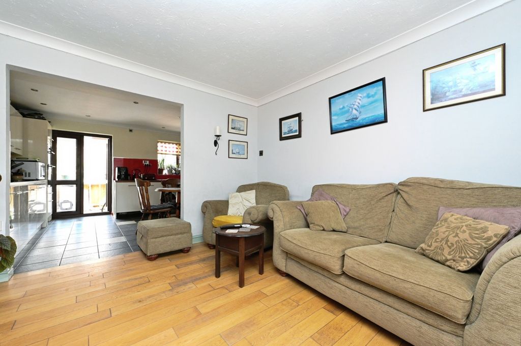 Property photo 3 of 17 Image 3