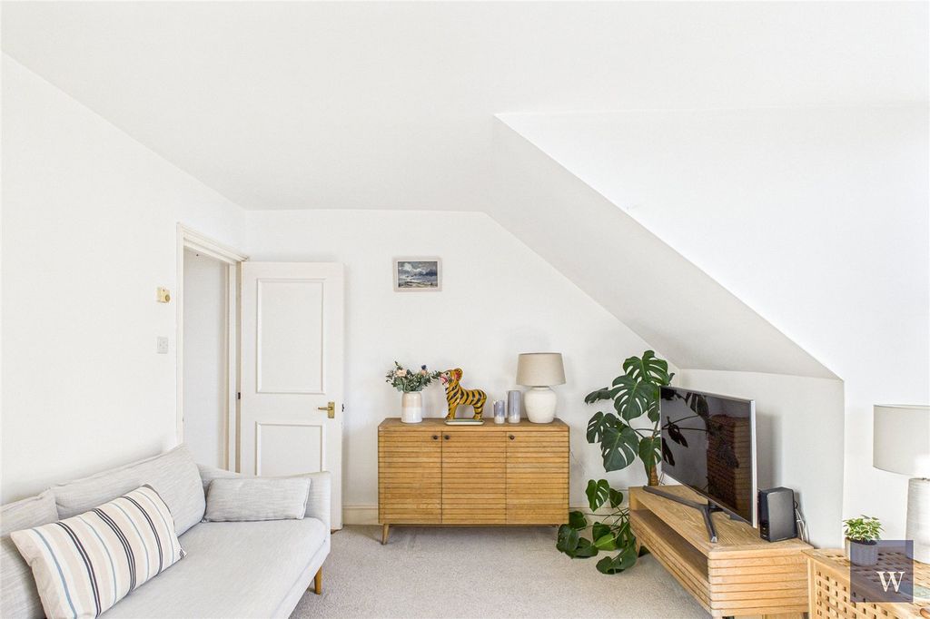 Property photo 3 of 12 Picture No. 19