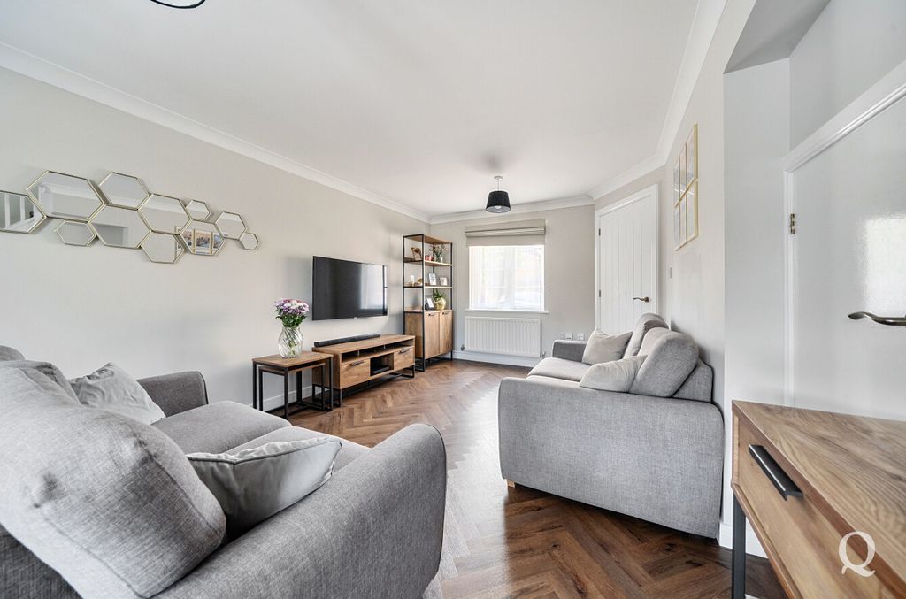 Property photo 2 of 31 610191F1-7d26-461...