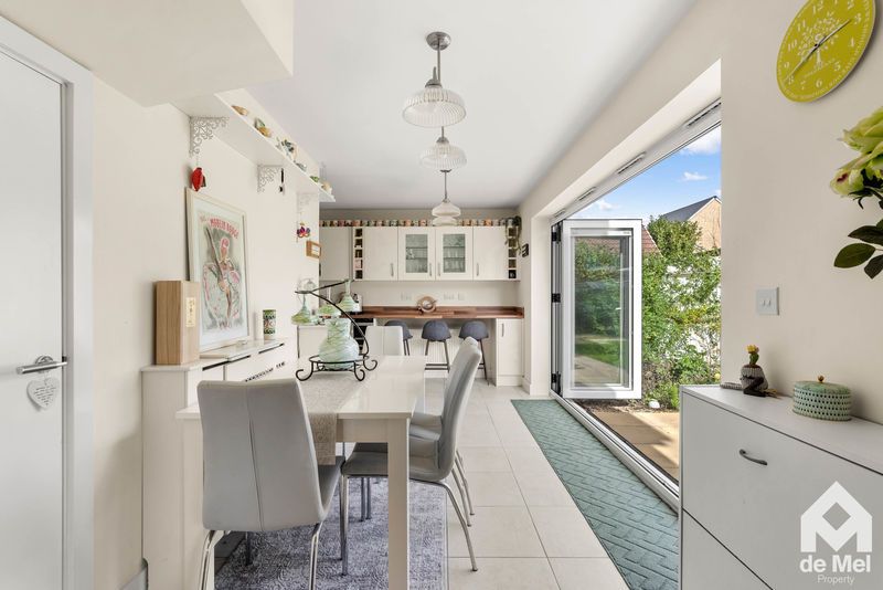 Property photo 3 of 19 Photo 13