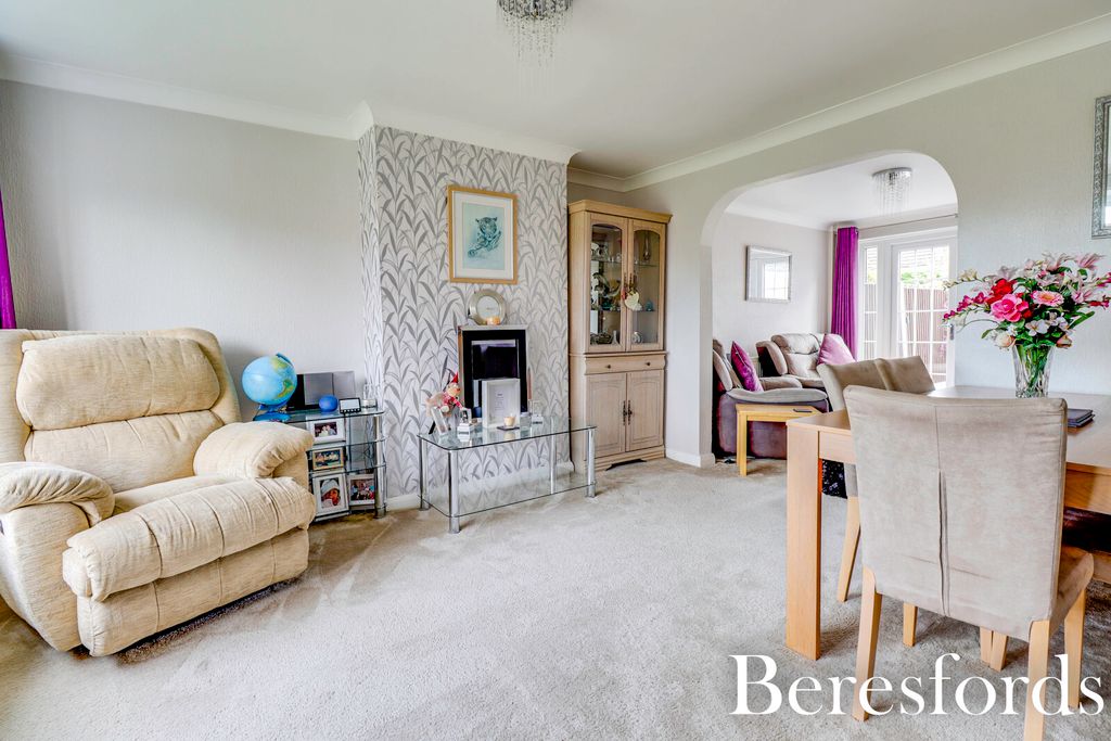 Property photo 2 of 18 Picture No. 04