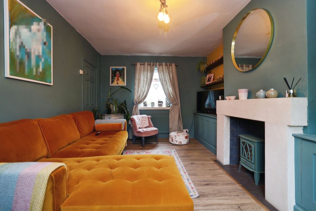 Property photo 3 of 19