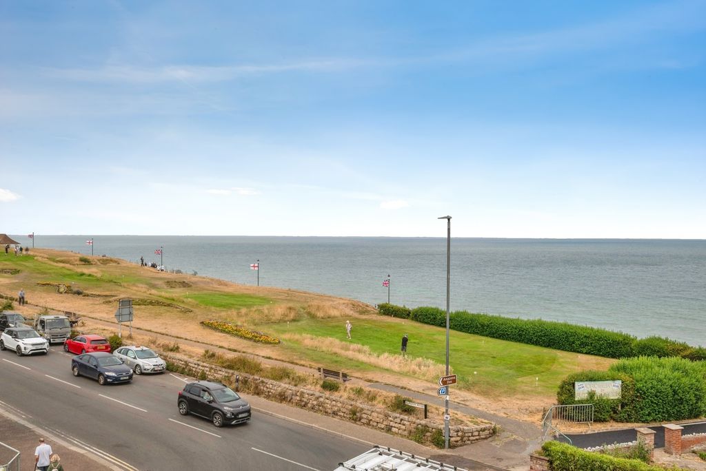 Property photo 2 of 14 Pbox-Img.Jpg